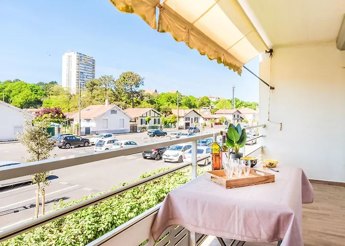 Marines-3 By Interhome *